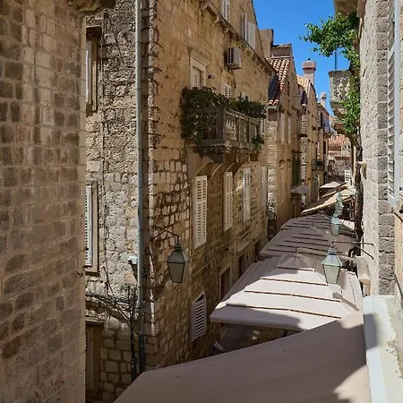 Eddie Апартаменты